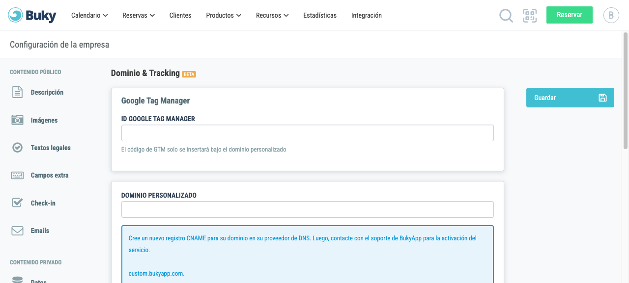 Sección Dominio & Tracking en la configuración de BukyApp, mostrando el campo de ID Google Tag Manager y el campo de dominio personalizado