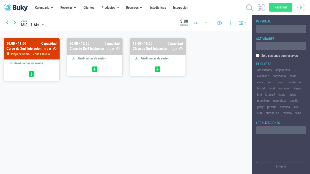 Panel de filtros del calendario, con opciones para filtrar por personal, actividades, etiquetas y localizaciones