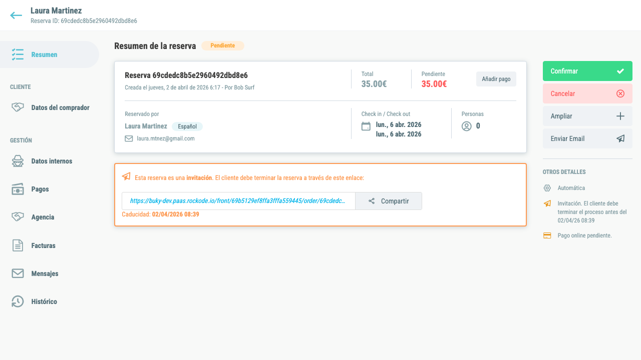 Botón Enviar Email en la ficha de reserva